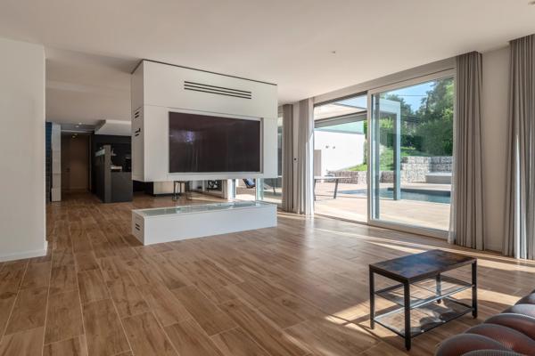 Ecully - Maison contemporaine - 5 chambres - Salle de sport - Piscine - Garage