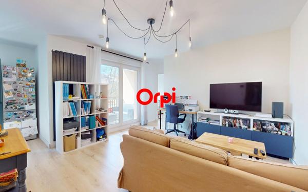 Appartement à vendre    2 pièces • 49 m2 Vaulx-en-Velin