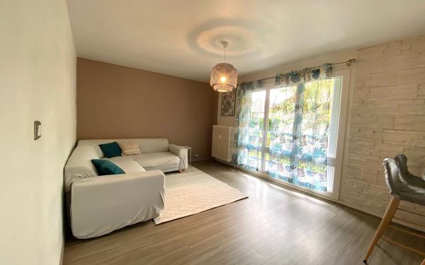 Appartement à louer    3 pièces • 49,60 m2 Annemasse