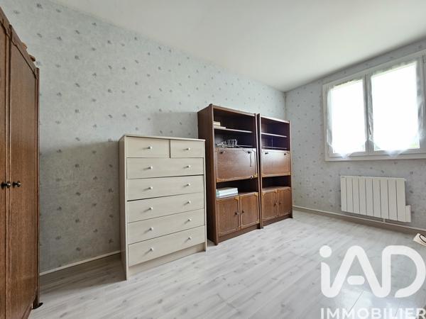 Maison à vendre 5 pièces 99 m² Le Breil-sur-Mérize
