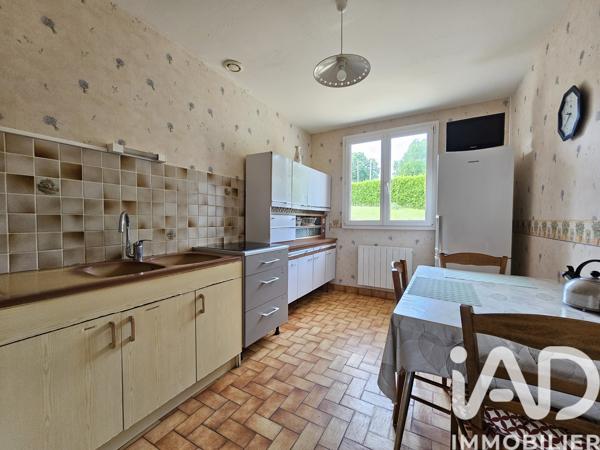 Maison à vendre 5 pièces 99 m² Le Breil-sur-Mérize