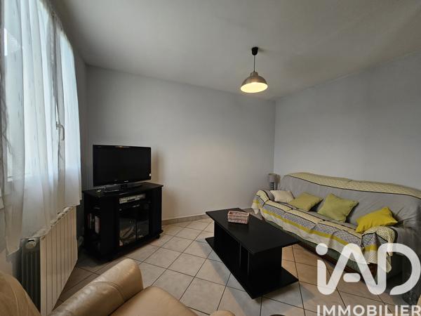 Maison à vendre 5 pièces 99 m² Le Breil-sur-Mérize