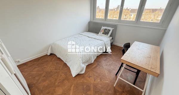 Location Studio 11.06 m² - Massy 91300