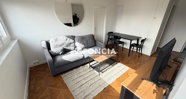 Location Studio 11.06 m² - Massy 91300
