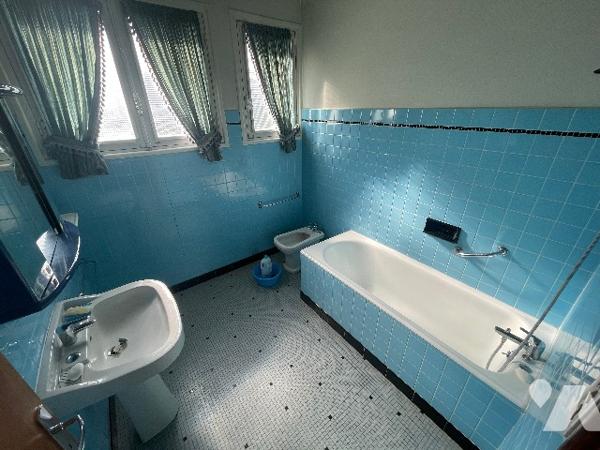 Maison avec sous-sol, jardin et deux chambres – Odos