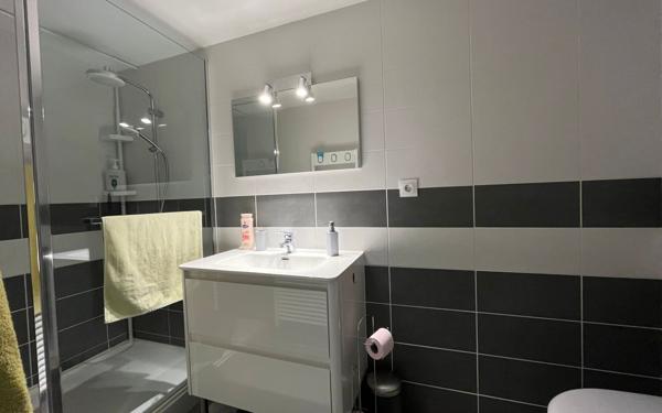 Maison à vendre    8 pièces •  Villenave-d'Ornon