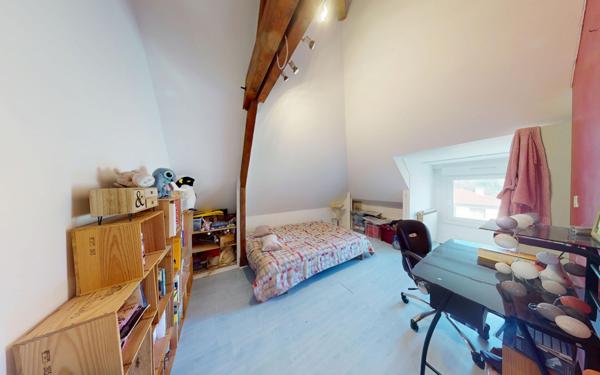 Maison à vendre    8 pièces •  Villenave-d'Ornon