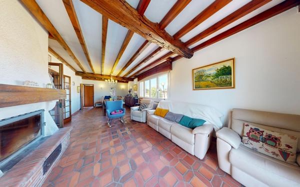 Maison à vendre    8 pièces •  Villenave-d'Ornon