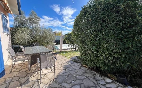 Maison à vendre    8 pièces •  Villenave-d'Ornon