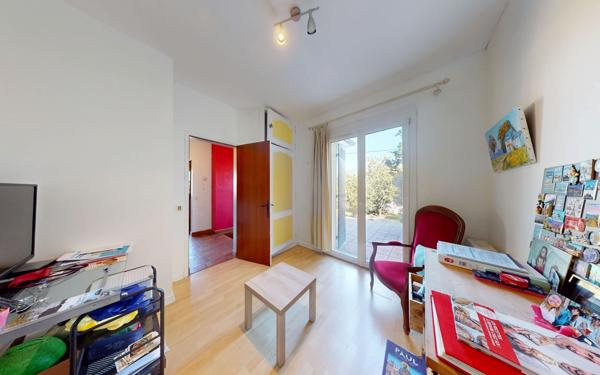 Maison à vendre    8 pièces •  Villenave-d'Ornon