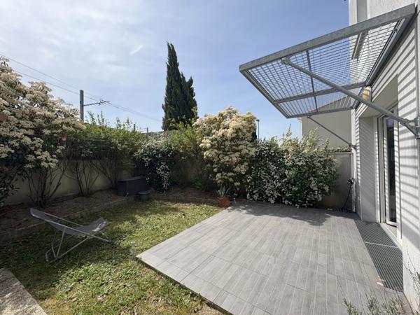 COUP DE COEUR - T3 DUPLEX AVEC JARDIN - TRAM D A PIED