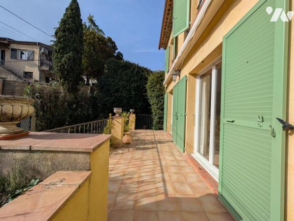  Maison rénovée au calme – 4 chambres – Terrain 530 m²