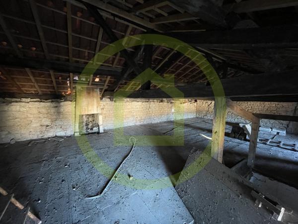 Maison à TOUVRE (16600)