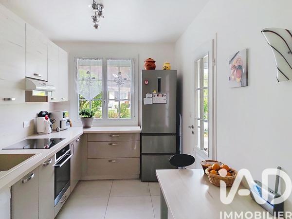 Maison à vendre 4 pièces 76,02 m² Ozoir-la-Ferrière