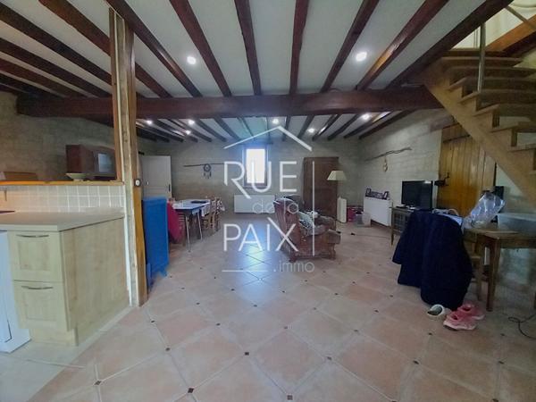 86420 MONTS SUR GUESNES Ensemble immobilier de 2 maisons à MONTS SUR GUESNES