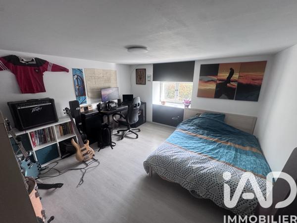 Maison à vendre 8 pièces 180 m² Valence-en-Poitou