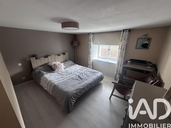 Maison à vendre 8 pièces 180 m² Valence-en-Poitou