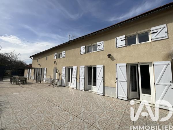 Maison à vendre 8 pièces 180 m² Valence-en-Poitou