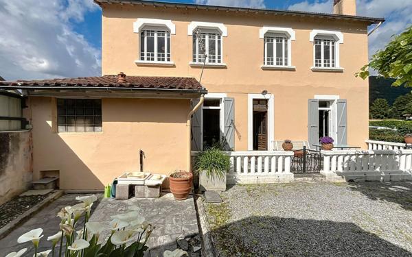 Maison à vendre    8 pièces •  Loures-Barousse