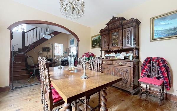 Maison à vendre    8 pièces •  Loures-Barousse