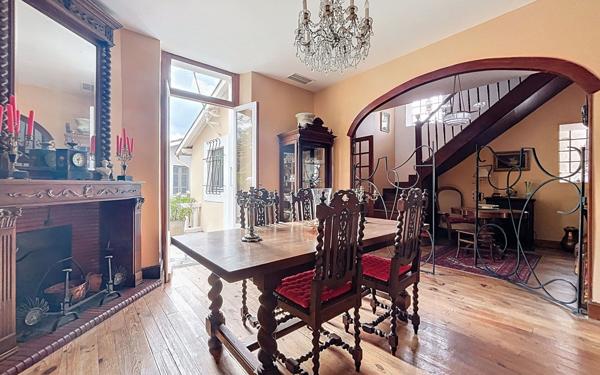 Maison à vendre    8 pièces •  Loures-Barousse