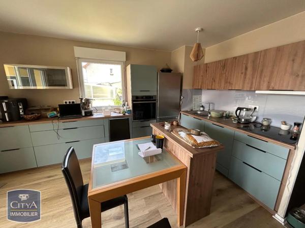 Appartement à louer 4 pièces 79.85m² Le Mans (72000)