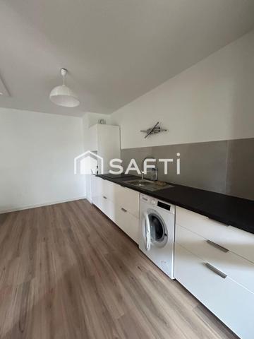 ROSERAIE -T3 - LUMINEUX AVEC BALCON ET PARKING