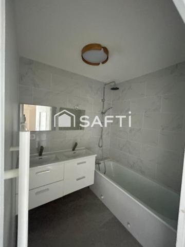 ROSERAIE -T3 - LUMINEUX AVEC BALCON ET PARKING