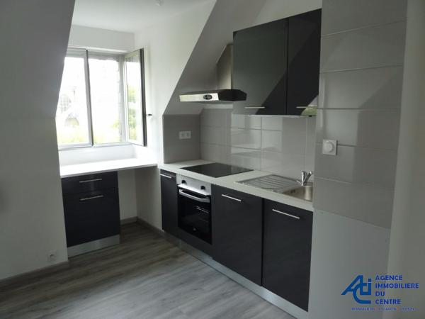 Appartement à louer Pontivy : 3 pièces, 47m² avec 2 chambre(s) à 610€ - AJP Immobilier Pontivy