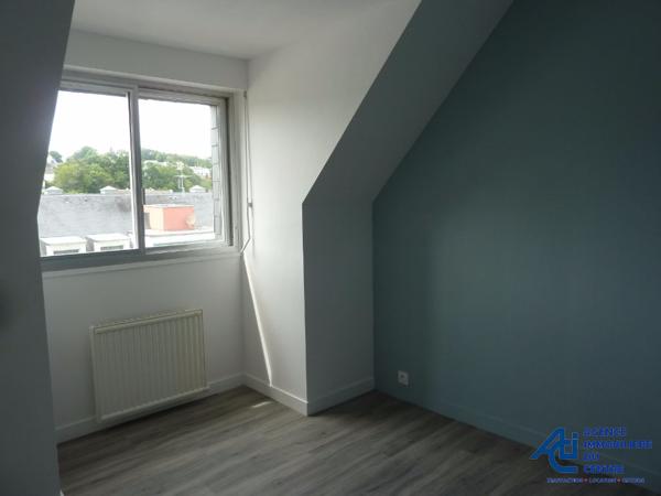 Appartement à louer Pontivy : 3 pièces, 47m² avec 2 chambre(s) à 610€ - AJP Immobilier Pontivy