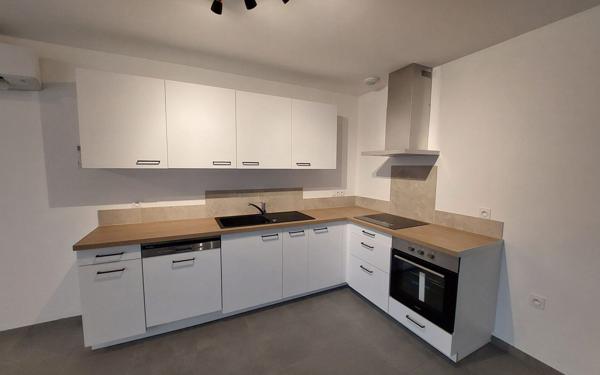 Maison à louer    4 pièces •  Le Fresne