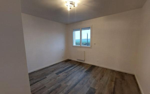 Maison à louer    4 pièces •  Le Fresne