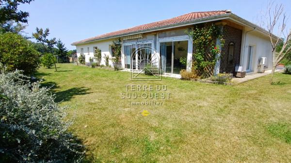 Maison 8 pièce(s) 4 chambre(s) 166 m²