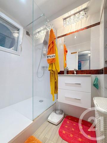 Appartement F2 à vendre  2 pièces - 41 m2 PARIS - 75010