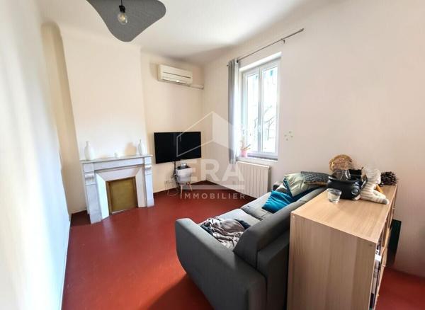Appartement T3 + Terrasse  de 24m2 à Marseille - Quartier Baille