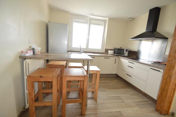 Vente                                                      Maison
                        
                     7 pièces                      140 m2                     à Moncé-en-Belin