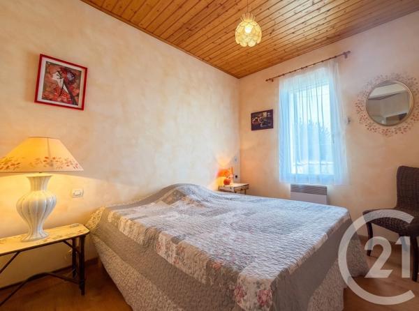 Maison à vendre  7 pièces - 168,99 m 2   ST VINCENT SUR JARD  - 85