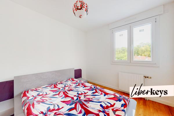 Appartement familial T4/5 en parfait état avec terrasse et stationnements intérieurs - Lyon 7ème