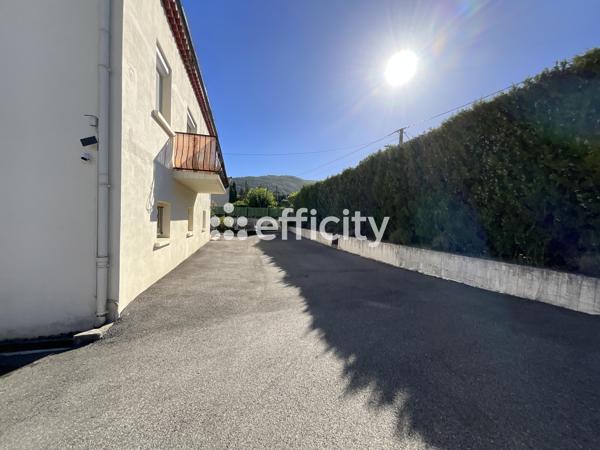 Maison 7 pièces - 150 m²