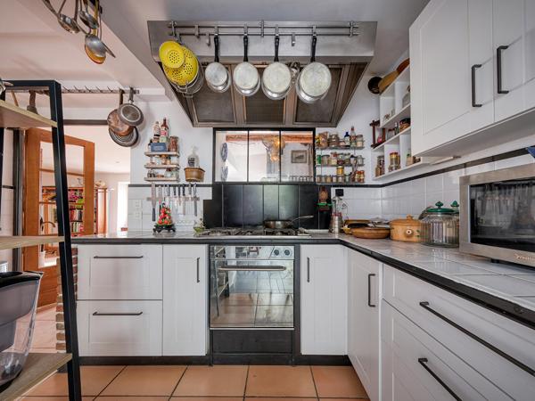 Propriété de caractère avec double loft et atelier d’artiste