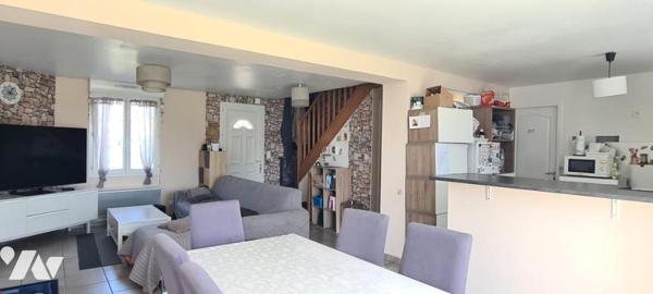 Maison d'habitation construite en 2012 de 119,75 m² 5 chambres 