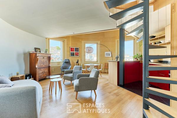 Derniers étages sous dôme avec vue panoramique sur Paris