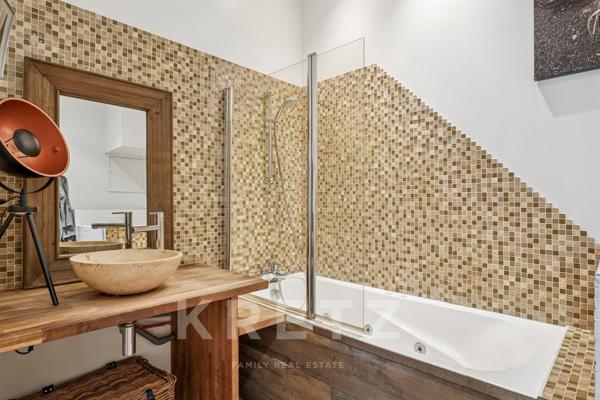 Maison type loft de plain-pied avec jardin