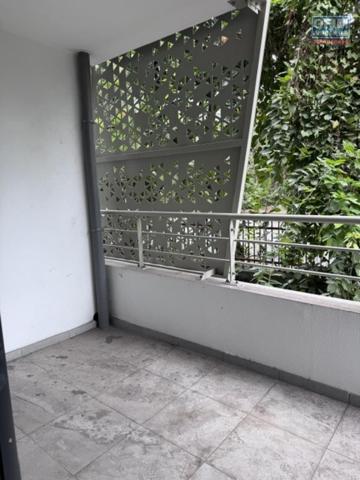 A  louer ce bel appartement de type F2 sur la résidence ARTY à Sainte Clotilde La Bretagne