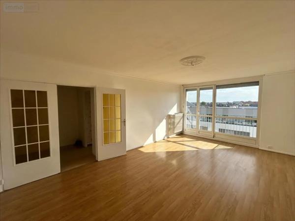 Location - Appartement Reims 51100 3 pièces 83 m 2