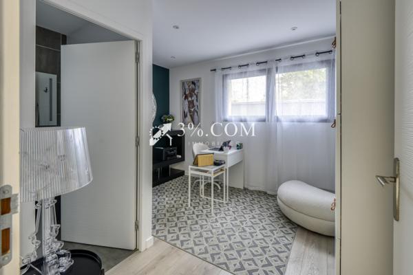 Maison 6 pièce(s) 4 chambre(s) 184 m²