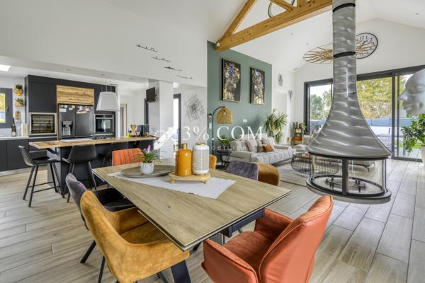 Maison 6 pièce(s) 4 chambre(s) 184 m²