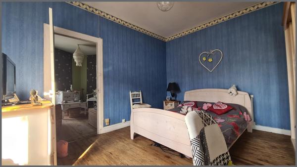 Maison à BRESSUIRE, 79300 - 5 pièces 70m²