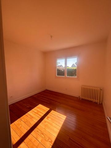 Les essarts - Maison individuelle 2 chambres - Les essarts -Terrain 410m² exposition sud sous sol chauffage gaz