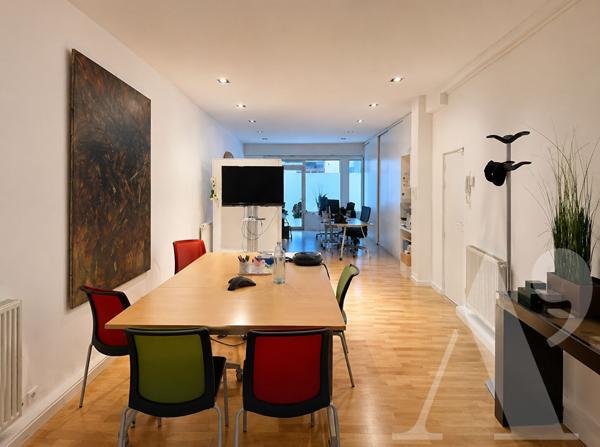 Entre loft et galerie : une adresse atypique et confidentielle à Paris - Paris
